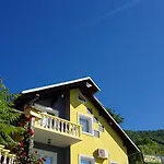 Konukevi Pansion Renata *